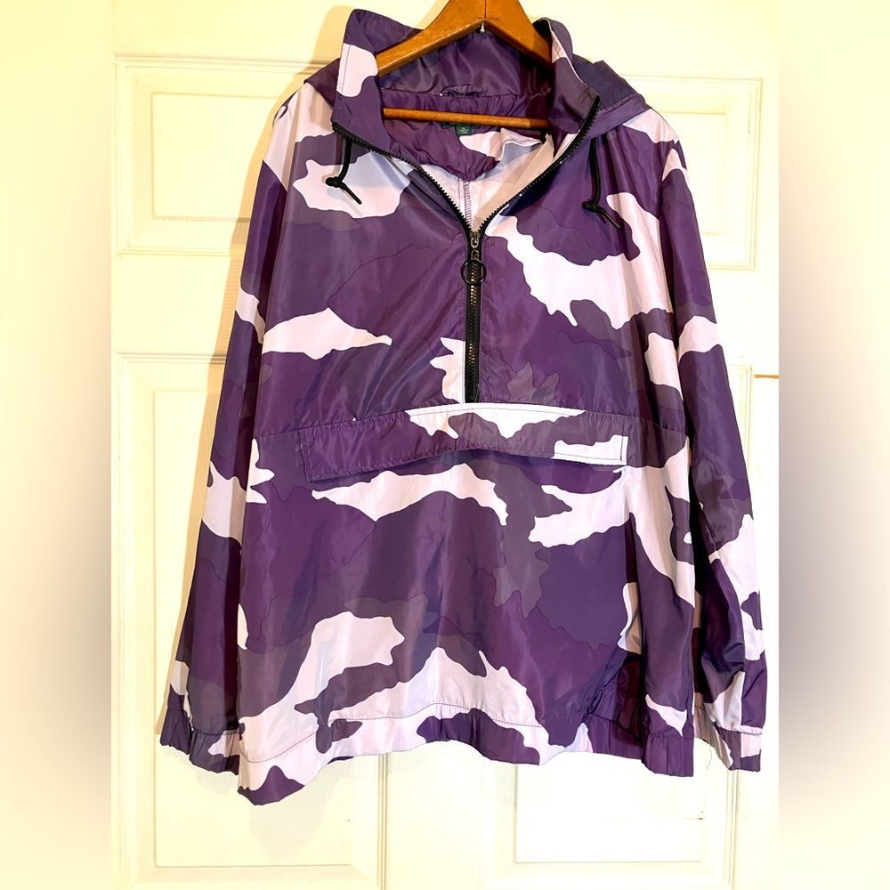 Wild Fable, windbreaker with hood, purple camo, size XL, excellent condition